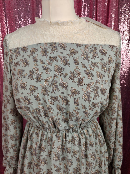 Colza mint floral pattern lace trim prairie style full length dress size M