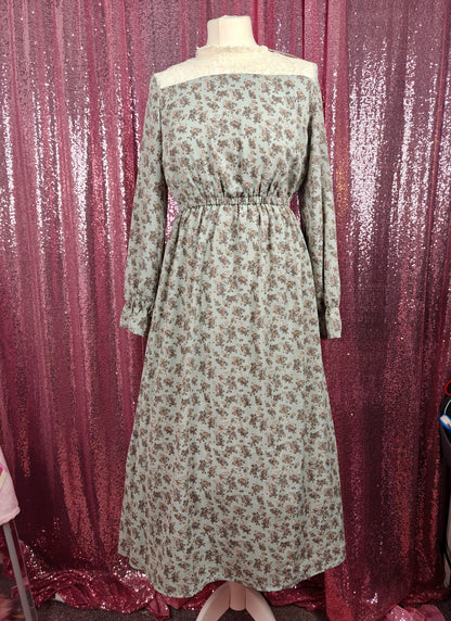 Colza mint floral pattern lace trim prairie style full length dress size M
